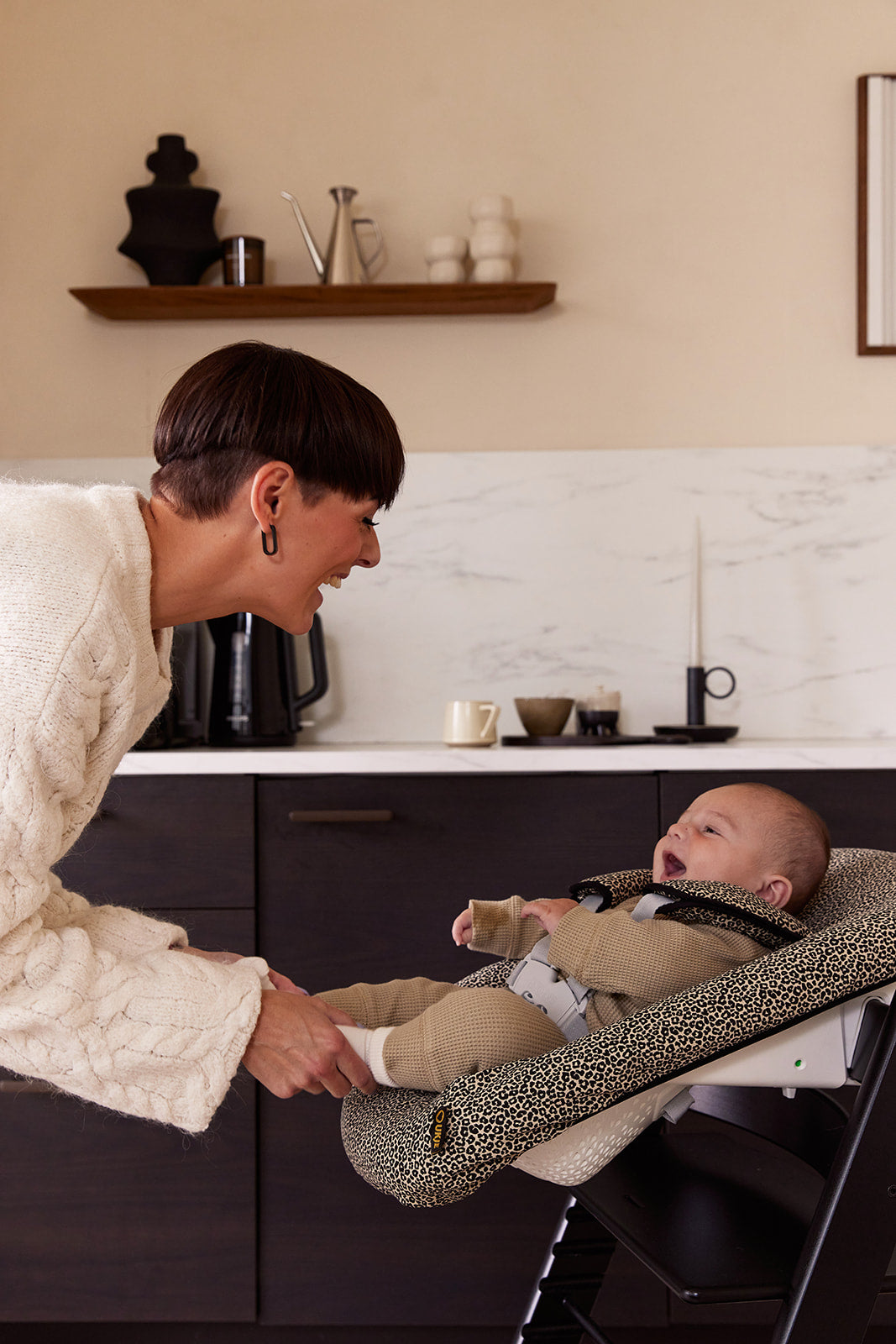 Neues Modell | Stokke Newborn Bezug | Sand Leopard