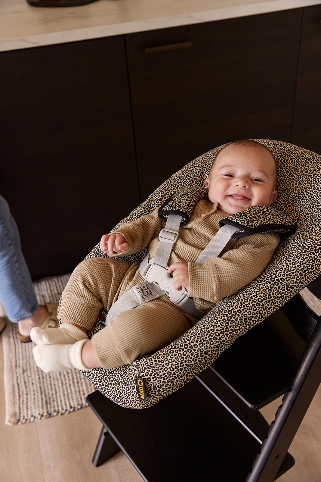 Neues Modell | Stokke Newborn Bezug | Sand Leopard