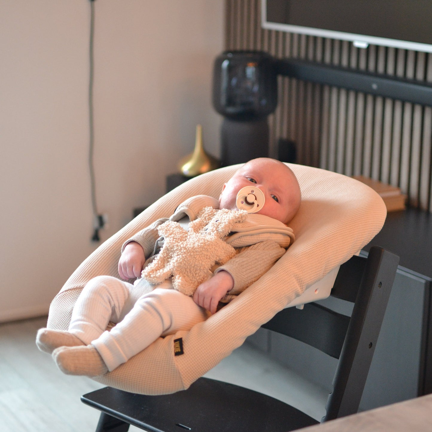 Ukje-Tripp Trapp-Stokke- newborn bezug- beige-waffel