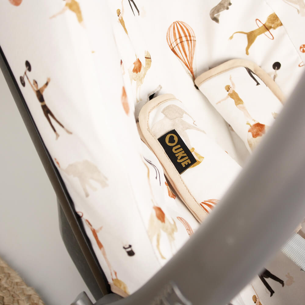 Maxi Cosi Bezug | Babyschale | Zirkus